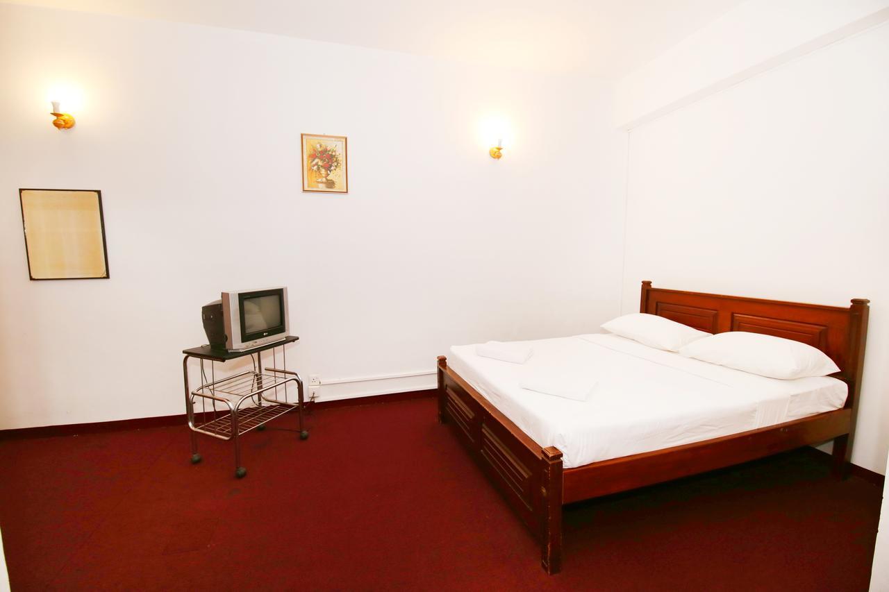 Milano Inn Нувара Елия Екстериор снимка