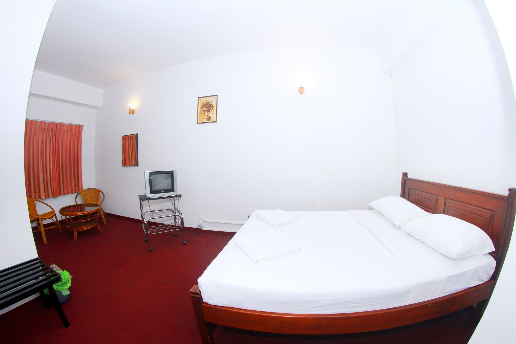 Milano Inn Нувара Елия Екстериор снимка